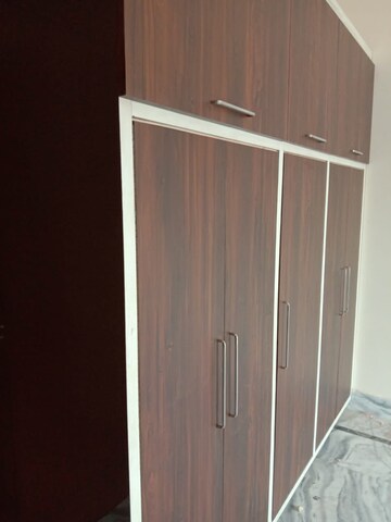 Room in 6 BHK Independent House at Ansal City – for Sale