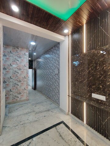 Living Room in 2 BHK Builder Floor at Shanti Plaza Vaishali, Vaishali Sector 4 – for Sale