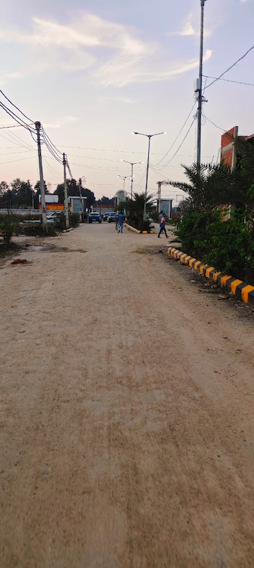  Plot – Exterior View View at Kisan Path - for Sale