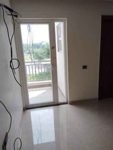 Building Lobby in 4 BHK Builder Floor at BPTP Eden Estate, Sector 81 – for Sale