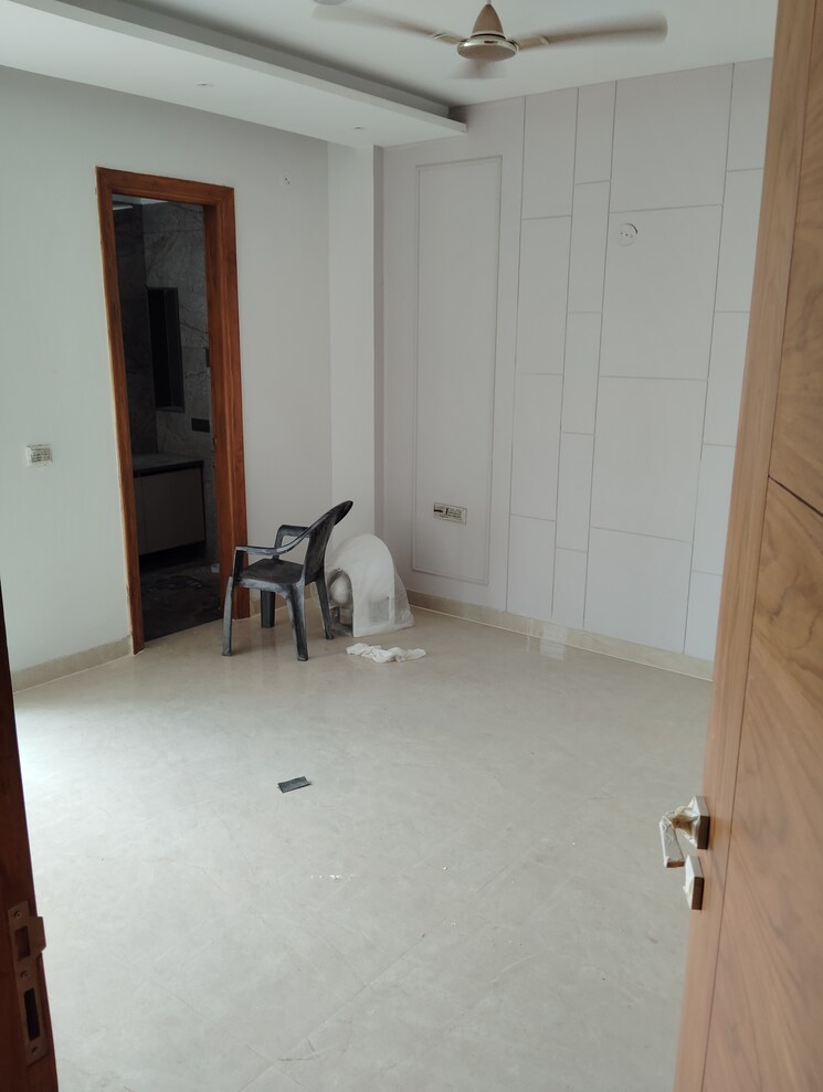 Room, bptp-eden-estate 4 Bedroom 2430 Sq.Ft. Builder Floor In Sector 81 Faridabad 7504879