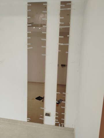 Building Lobby in 4 BHK Builder Floor at BPTP Eden Estate, Sector 81 – for Sale