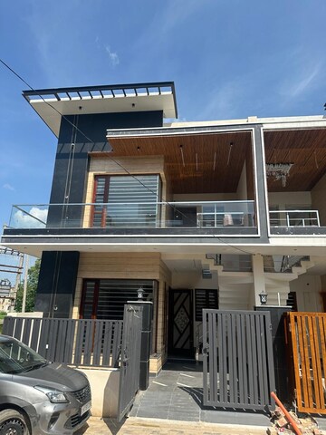 3 BHK Villa For Sale in Sector 125