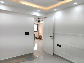 2 BHK Apartment For Resale in Vivekanand Apartments Dwarka Sector 5, Dwarka Delhi  7505084