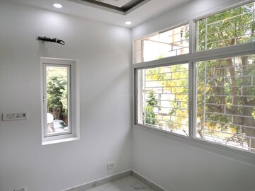 Room in 3 BHK Apartment at Sector 6, Dwarka – for Sale