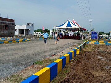  Plot For Sale in Redhills
