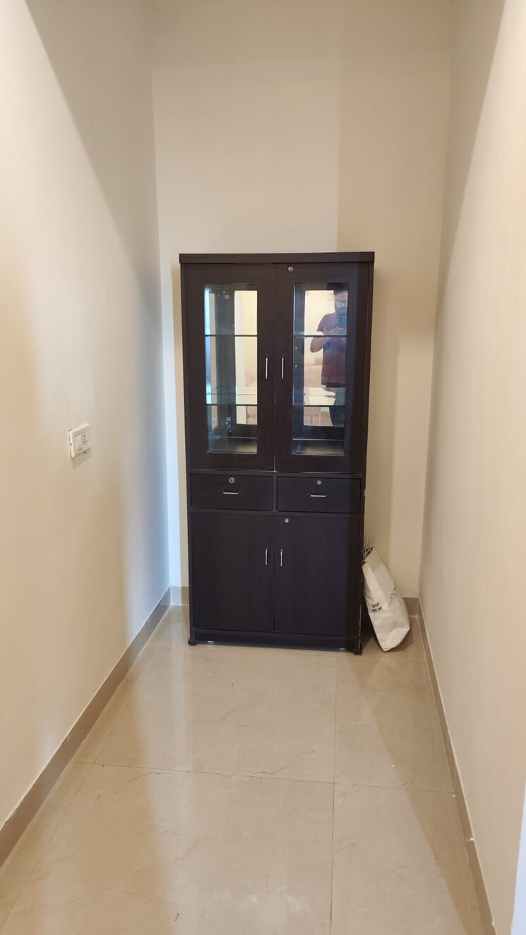 Room, central-town 4 Bedroom 900 Sq.Ft. Independent House In Vip Road Zirakpur 7505122