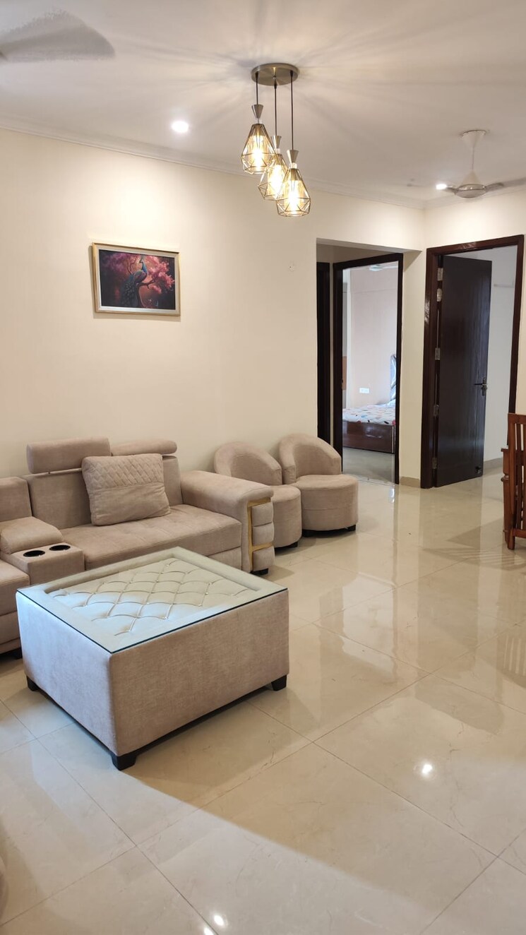 Living Room, central-town 4 Bedroom 900 Sq.Ft. Independent House In Vip Road Zirakpur 7505122