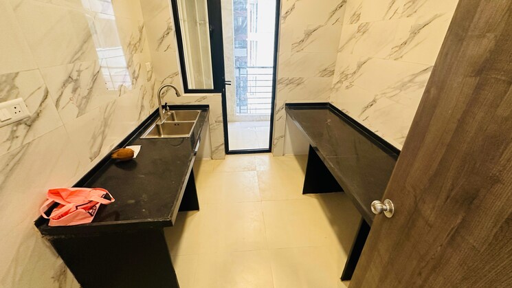 Team Area, risland-the-icon 3 Bedroom 932 Sq.Ft. Apartment In Dhokali Thane 7505126