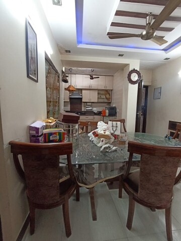 रेसिडेंशियल फ्लैट वर्ग फुट फॉर रेंट इन पश्चिम विहार दिल्ली  7505290