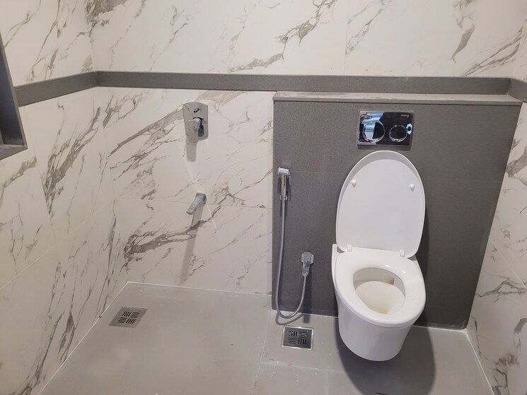 Bathroom, ashokban-apartment 3 Bedroom 1350 Sq.Ft. Apartment In Shivajinagar Pune 7505303