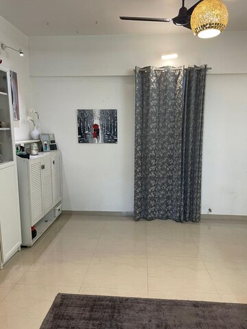 Room in 1.5 BHK Apartment at Lodha Casa Rio, Dombivli East – for Sale