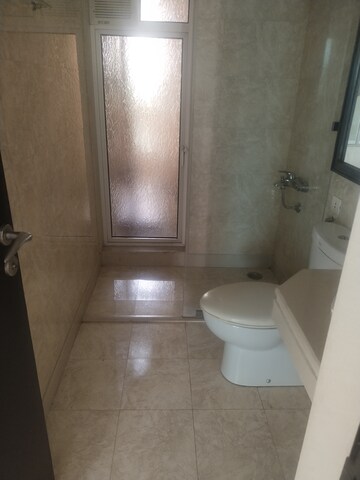 Room in 4 BHK Apartment at L&T Emerald Isle Phase 2, Powai – for Sale