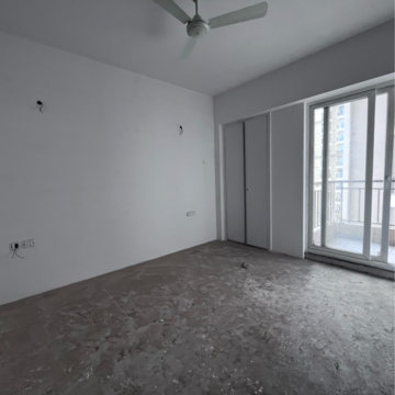 Room in 3 BHK Apartment at ABA Ivy County, Sector 75 – for Sale