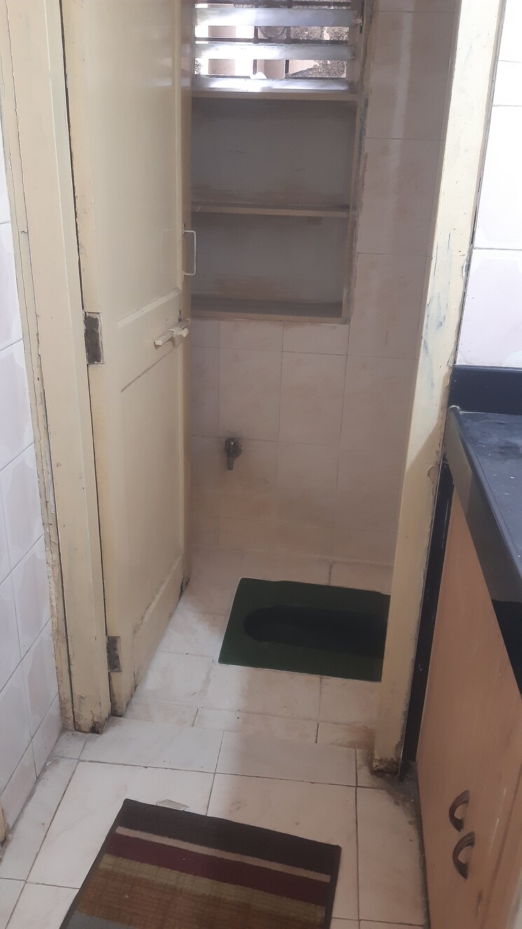 Bathroom, anandvan-chs-nerul 3 Bedroom 1050 Sq.Ft. Apartment In Nerul Sector 4 Navi Mumbai 7505665