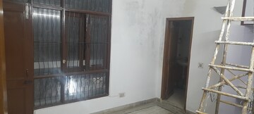 Room in 3 BHK Builder Floor at Krishna Nagar – for Sale