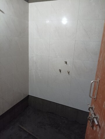 Bathroom in 2 BHK Apartment at Vasant Apartment Mayur Vihar, Mayur Vihar 1 – for Rent