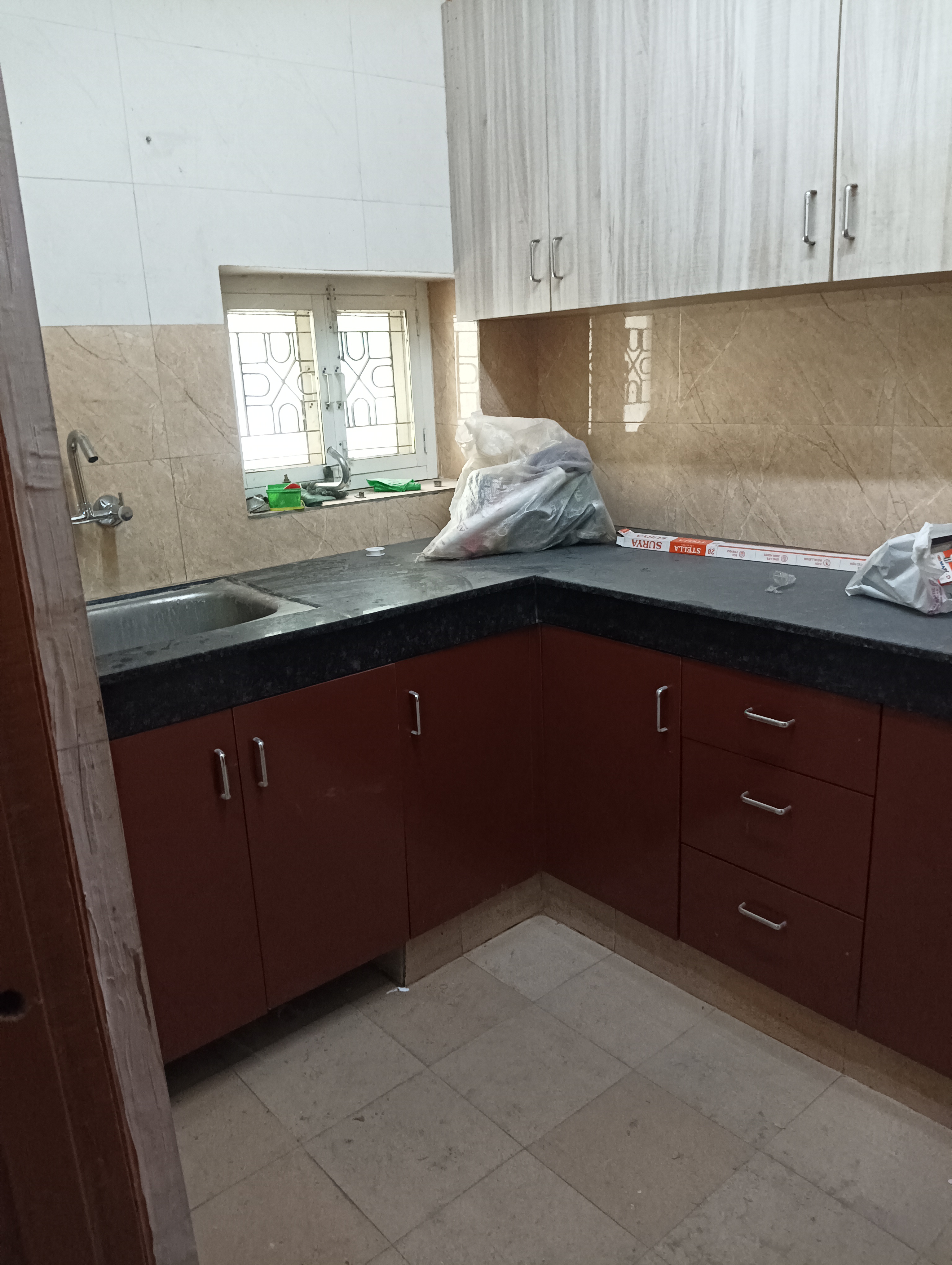 Rental 2 Bedroom 1050 Sq.Ft. Apartment in Mayur Vihar Phase 1 Delhi