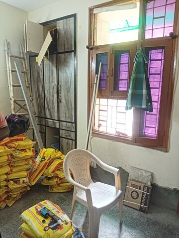 Living Room in 2 BHK Apartment at Vasant Apartment Mayur Vihar, Mayur Vihar 1 – for Rent
