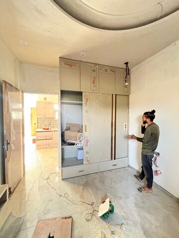 Room in 4 BHK Independent House at Sector 123 – for Sale