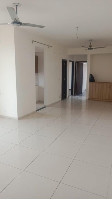 Building Lobby in 3 BHK Apartment at BPTP Elite Floors, Sector 83 – for Sale