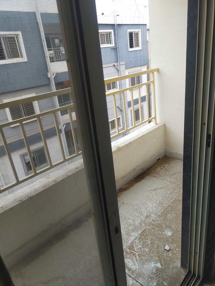 Balcony, green-oaks 1 Bedroom 500 Sq.Ft. Apartment In Manjari Pune 7505884