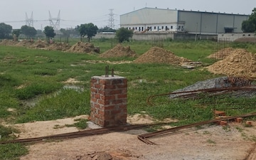 Industrial Plot For Sale in Sector 143