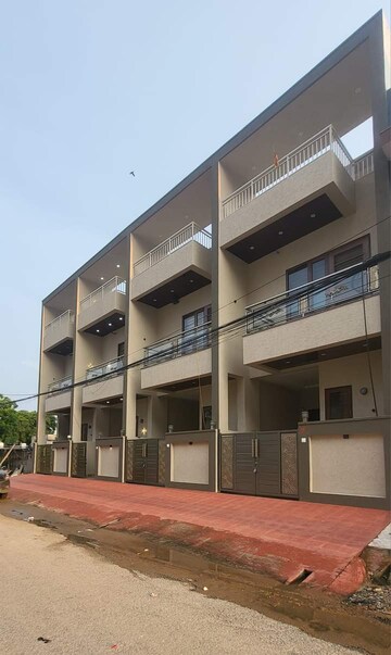 3 BHK Villa – Exterior View View at Gandhi Path - for Sale