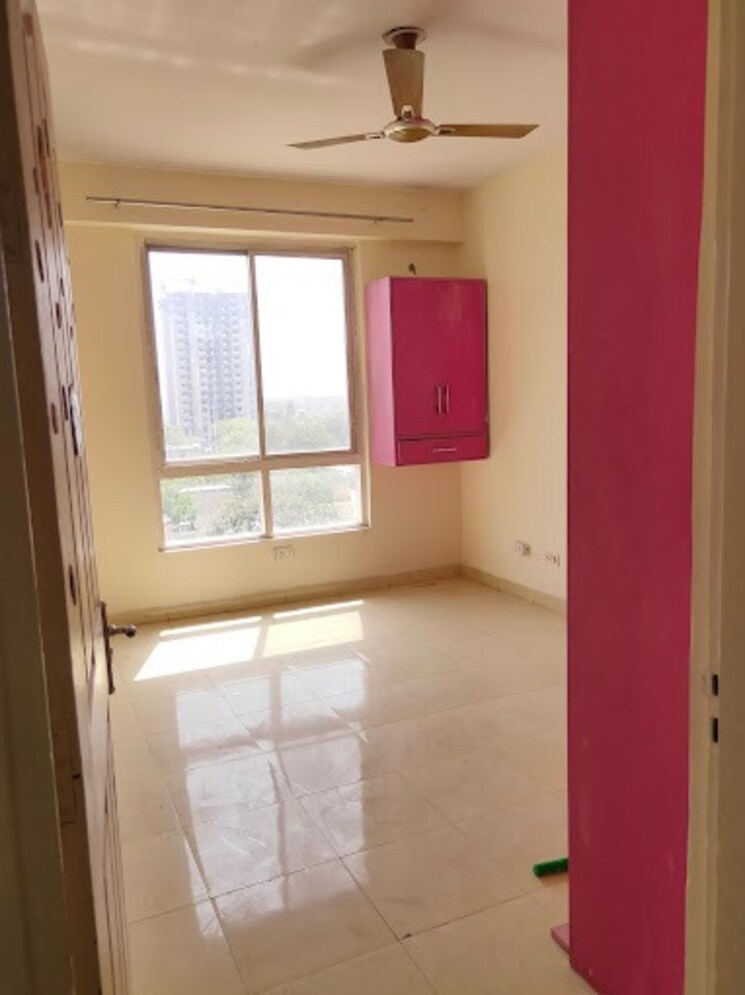 Room, tulip-white 3 Bedroom 1326 Sq.Ft. Apartment In Sector 69 Gurgaon 7506781