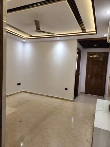 Room in 1.5 BHK Builder Floor at Burari – for Sale