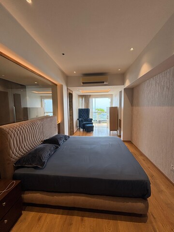Bedroom in 3 BHK Apartment at Bredco New Viceroy Park , Kandivali East – for Sale