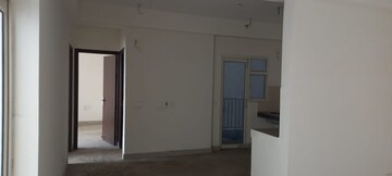 Room in 2 BHK Apartment at Panchsheel Wellington 2, Dundahera – for Sale