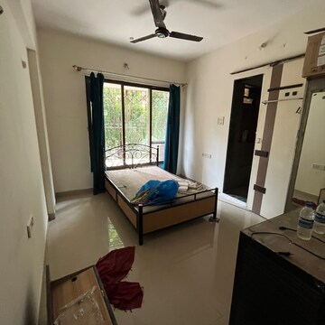 Team Area in 2 BHK Apartment at Mohan Pride, Wayle Nagar – for Sale