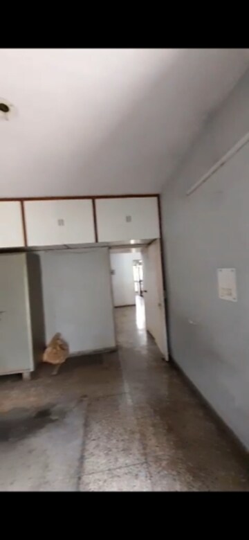 Room in 2 BHK Apartment at Paschim Vihar – for Sale