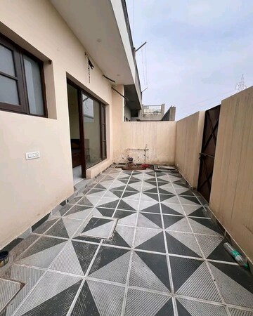 Parking in 6+ BHK Independent House at Sector 117 – for Sale