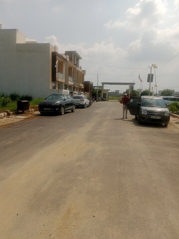  Plot – Exterior View View at Baghpat Road - for Sale