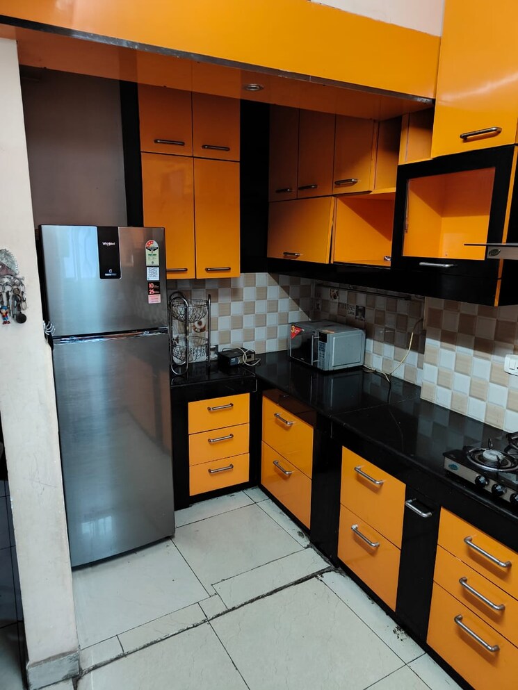 Kitchen, kingswood-court 3 Bedroom 1785 Sq.Ft. Apartment In Sain Vihar Ghaziabad 7507473