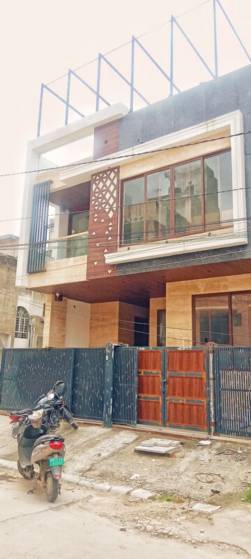 5 BHK Independent House For Sale in Shyam Nagar
