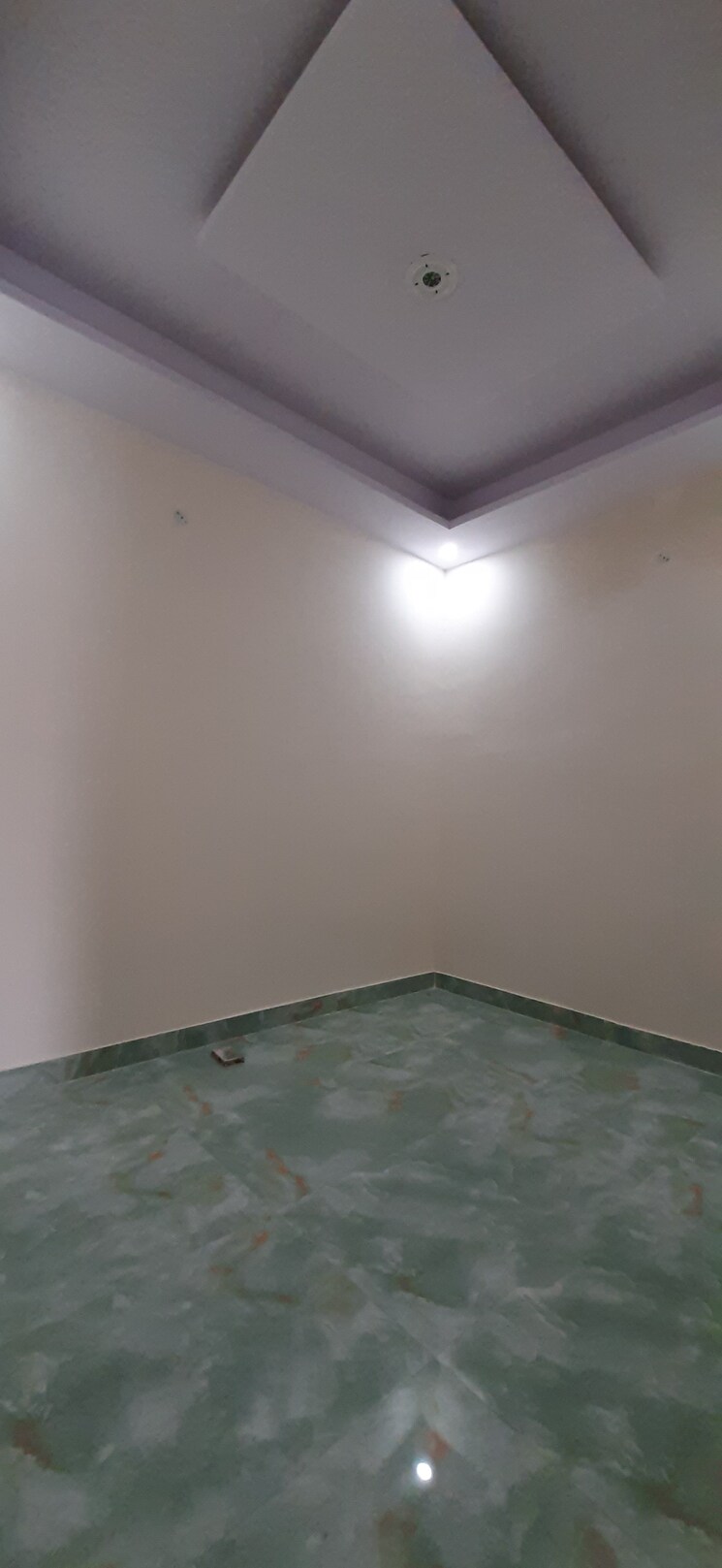 Room, ankur vihar 3 Bedroom 850 Sq.Ft. Builder Floor In Ankur Vihar Delhi 7508008