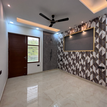Bedroom in 3 BHK Builder Floor at Puri Kohinoor Emporium, Sector 88 – for Sale