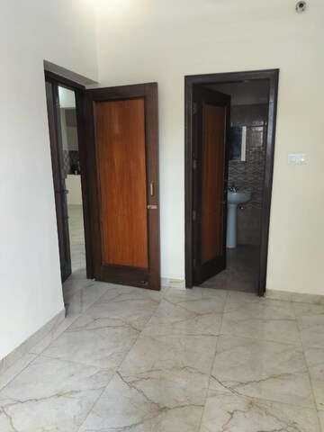 Room in 4 BHK Villa at Ambala Highway – for Sale
