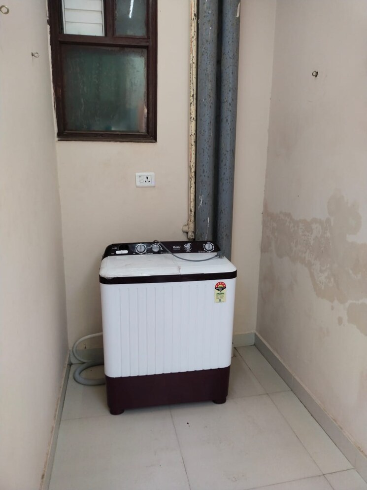 Bathroom, sector 46 1 Bedroom 900 Sq.Ft. Builder Floor In Sector 46 Gurgaon 7508191