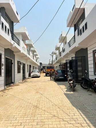 2 BHK Villa For Resale in Chhapraula Greater Noida  7508377