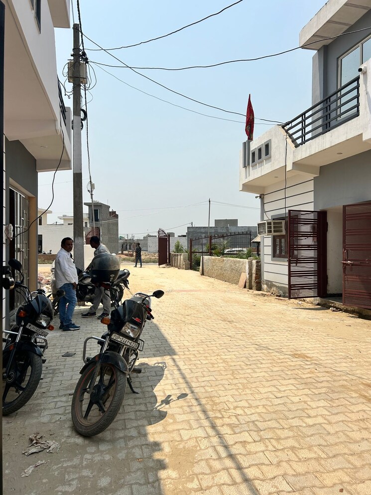 Exterior View, chhapraula 2 Bedroom 100 Sq.Yd. Villa In Chhapraula Greater Noida 7508377