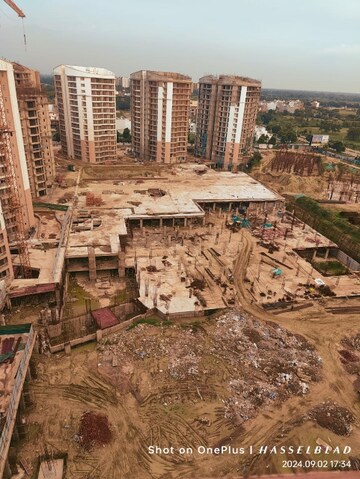 3.5 BHK Apartment – Exterior View View at Rishita Mulberry Heights, Sushant Golf City - for Sale