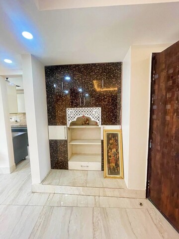 Furnished Amenities in 3 BHK Apartment at Unitech Fresco, Sector 50 – for Sale