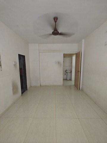 Room in 2 BHK Apartment at Safal Residency, Nerul – for Sale