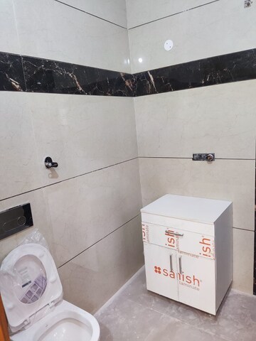 Furnished Amenities in 5 BHK Independent House at Sector 125 – for Sale