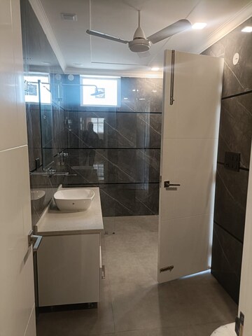 Kitchen in 4 BHK Builder Floor at BP Homes, Sector 85 – for Sale