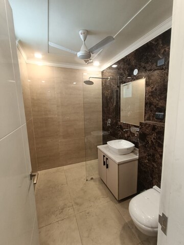 Bathroom in 4 BHK Builder Floor at BP Homes, Sector 85 – for Sale